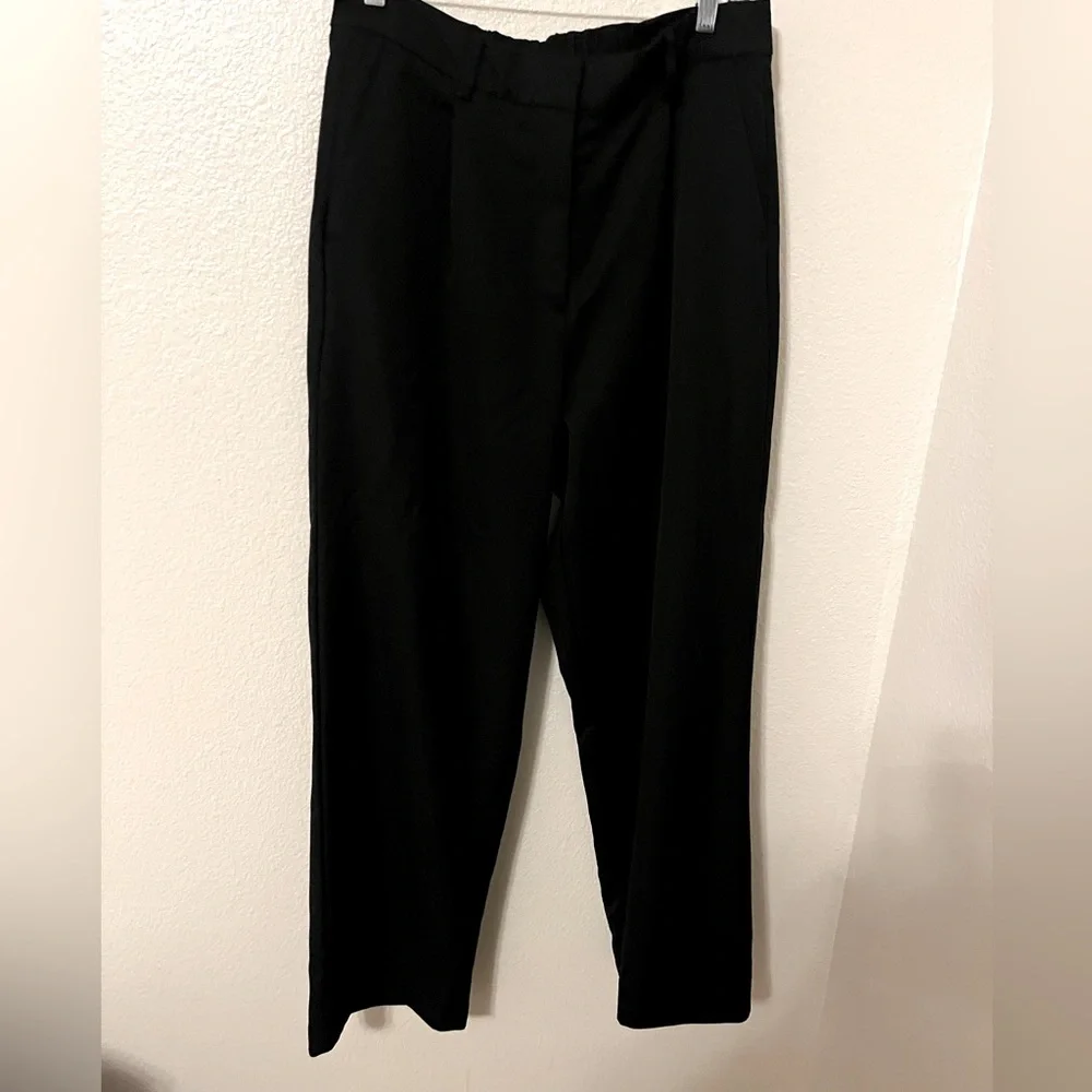 Old Navy Women’s Classic Wide Leg Black Dress Pants - Picture 1 of 5